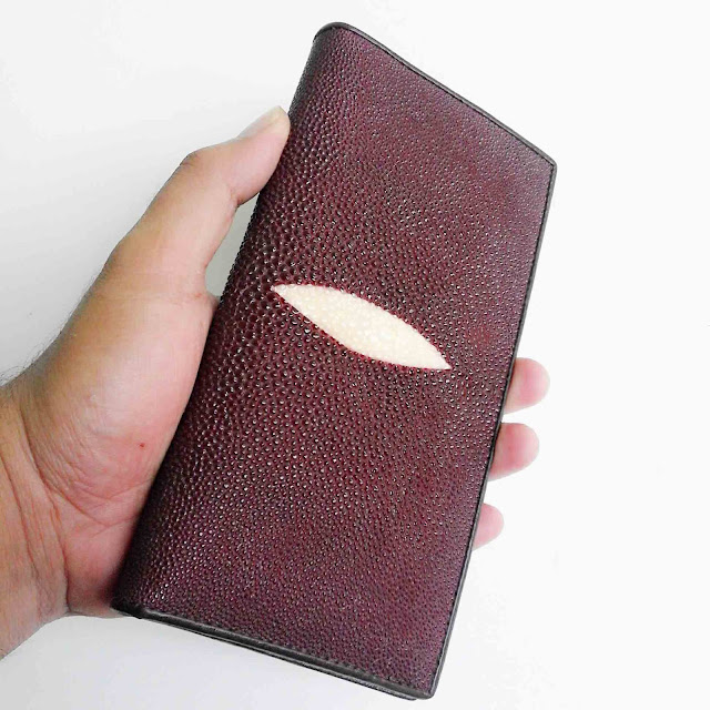 http://paridjogja.com/category/dompet-universal/