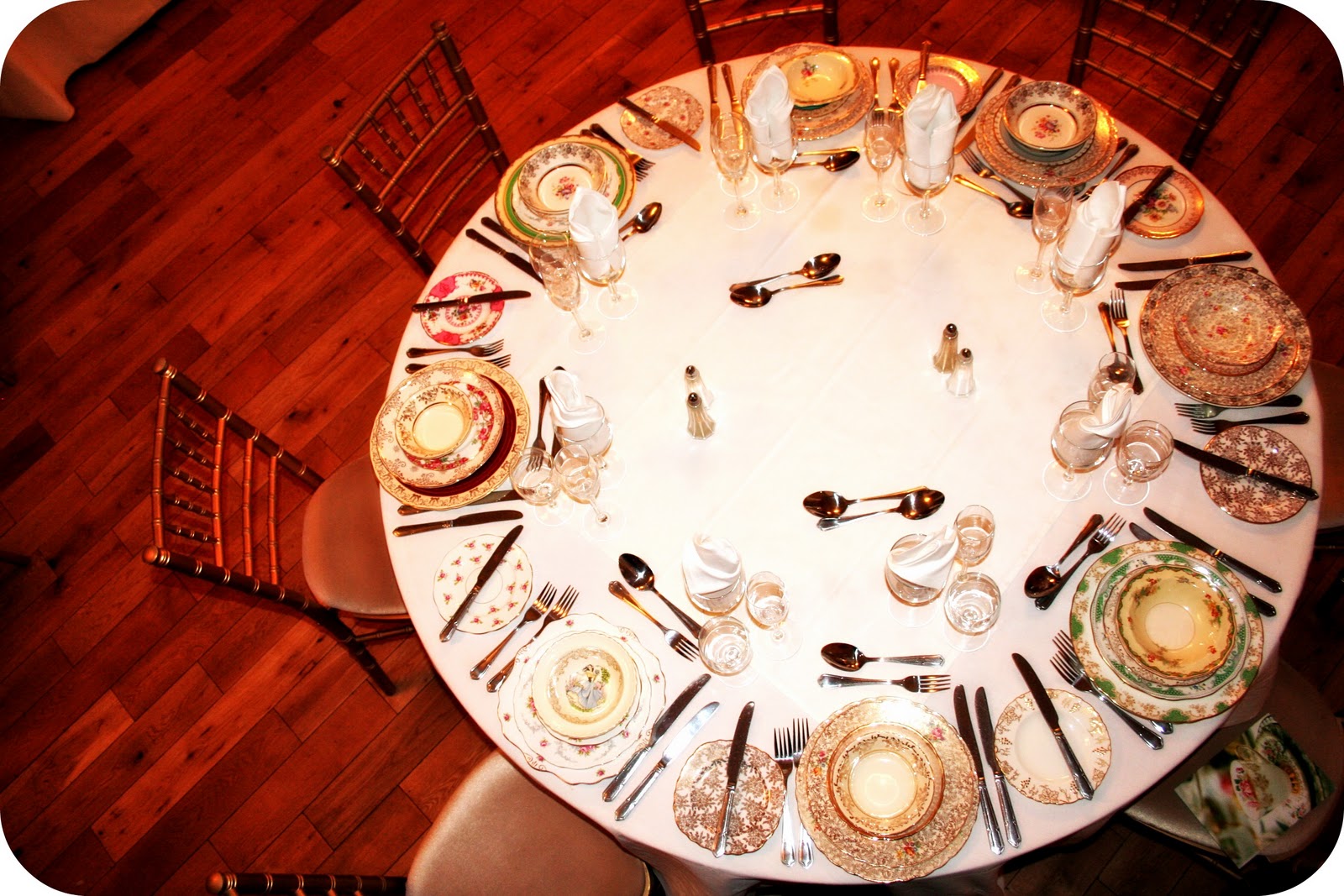 Vintage China Wedding Table,