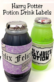 Create a fun drink addition to your Harry Potter party with these Harry Potter potion drink labels. These free printable drink labels are the perfect addition to a Potions dessert table with four of Harry Potter's famous potions. You'll find "Felix Felicis", "Poly Juice Potion", "Amortentia", and "Drought of Living Death. #harrypotterpotionlabels #harrypotterparty #waterbottlelabels #diypartymomblog