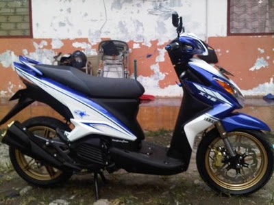 xeon putih Perpaduan warna Biru buat kontes