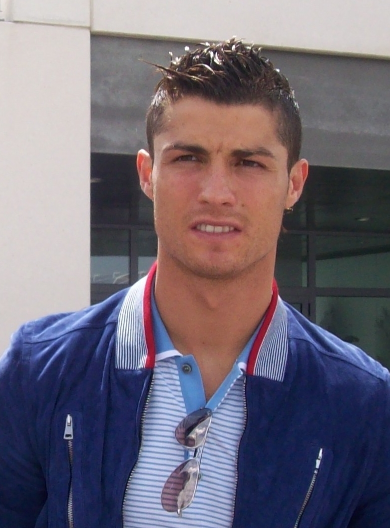 Cristiano Ronaldo Bio And Photos Players Pics And Biography