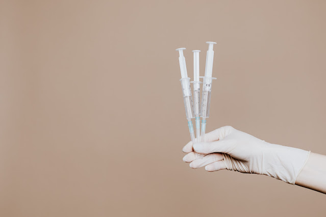 plastic syringes made by plastic injection molding