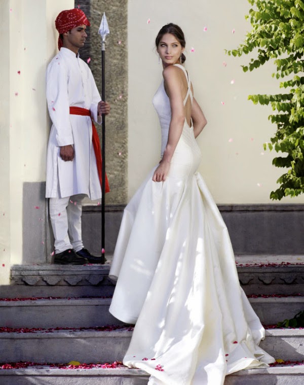 http://tascadogalego.blogspot.com/2014/08/spectacular-and-fantastic-wedding-dresses.html