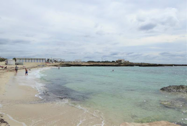 la spiaggia di Lido Burrone