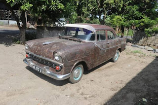 Jual Sedan Klasik Holden Special 61