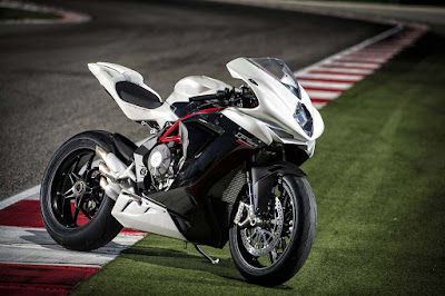 MV Agusta F3 800 white colour