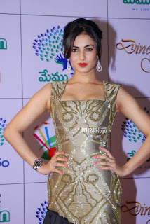 Sonal Chauhan,Sonal Chauhan moves,Sonal Chauhan exercise,sonal chauhan in saree,sonal chauhan photo,Sonal Chauhan image,Sonal Chauhan picture,sonal chauhan sexy image