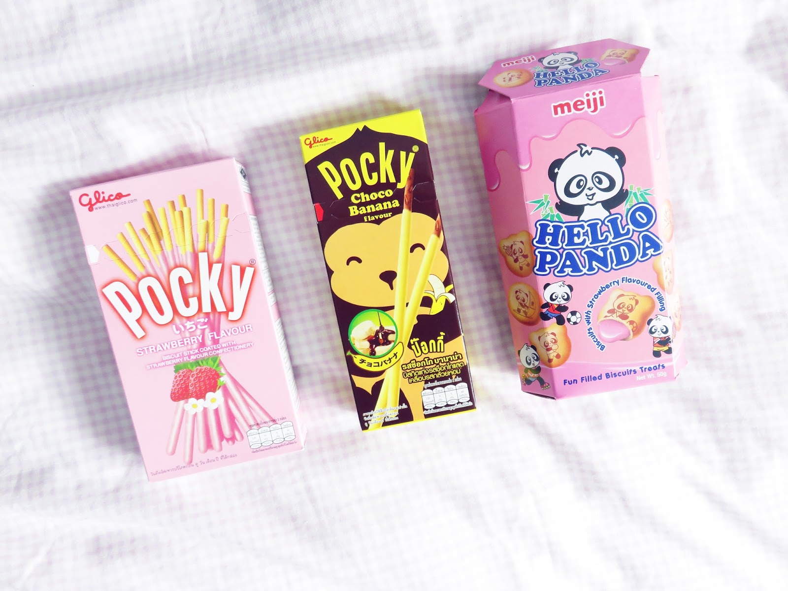 pocky strawberry choco banana hello panda biscuits japan okatu