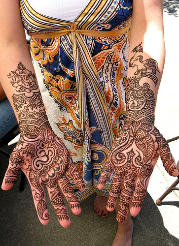 Beautiful Arabic Mehndi Designs For Hands
