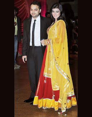 Riteish Deshmukh-Genelia D'Souza's wedding picture and photos