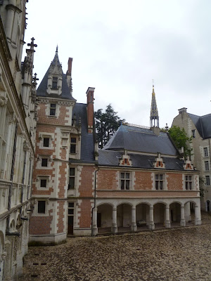 Castillo de Blois Capilla Saint Calais