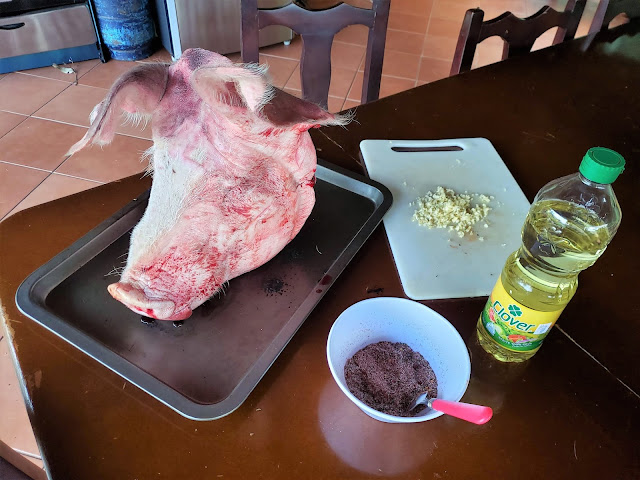 pig head seasonings ade costa rica