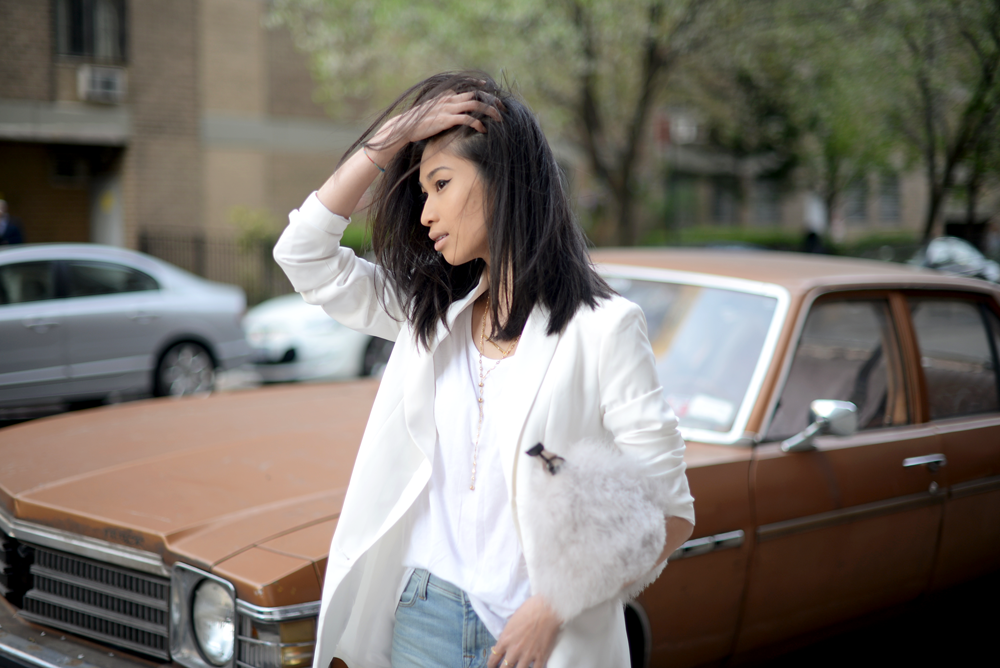 Classic - FOREVERVANNY / White Blazer, Summer Style, Fur Clutch