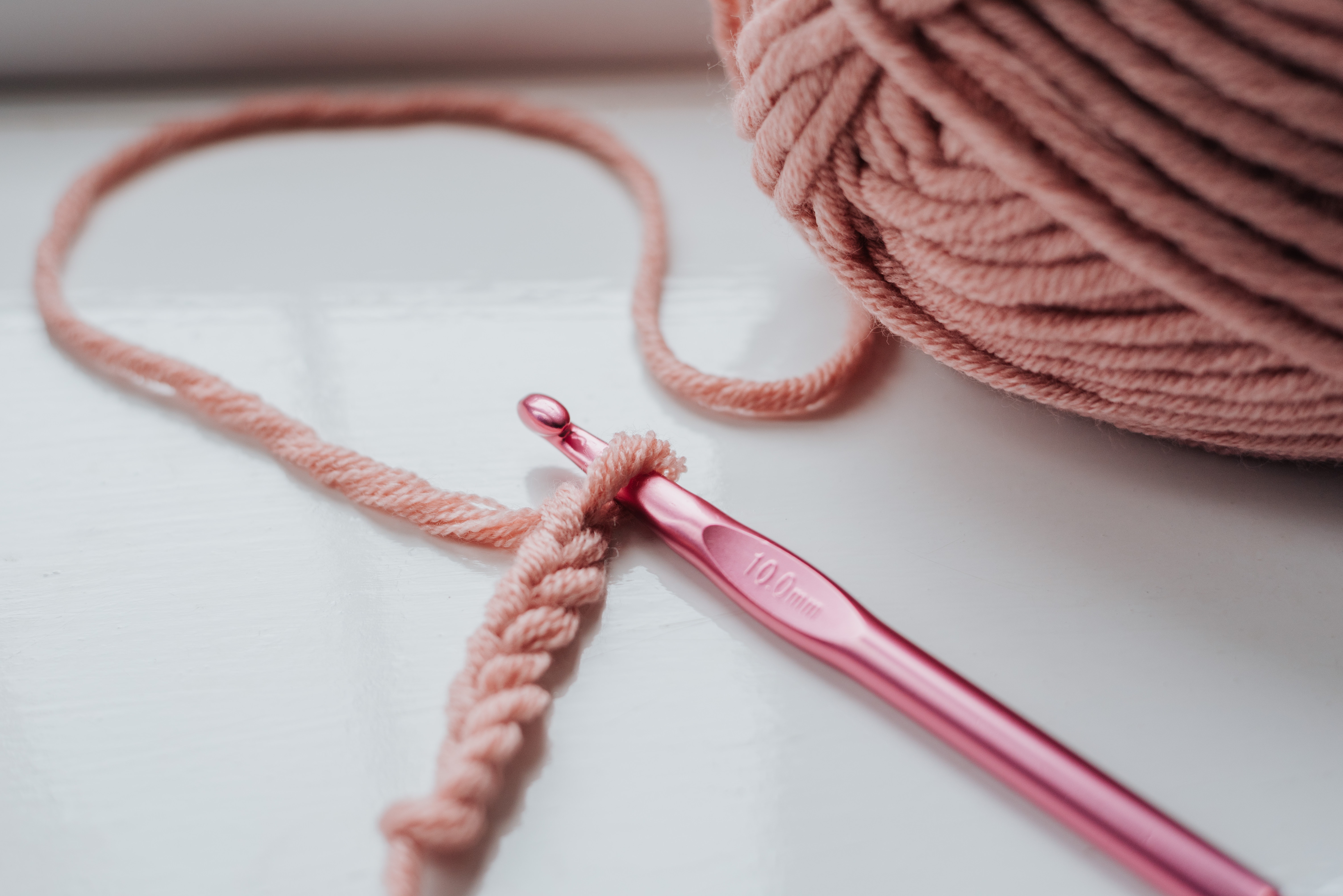 Find Your Perfect Crochet Hook Set: Editors' Picks