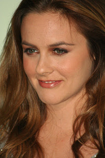 alicia silverstone hot