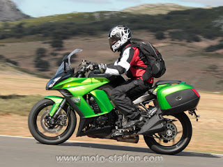 2012 kawasaki z1000sx tourer