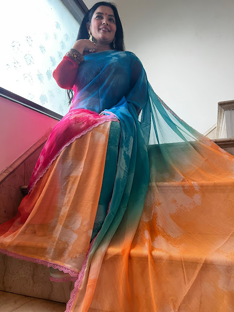 Alia Bhatt's Elegance: The Faux Georgette Shaded Saree