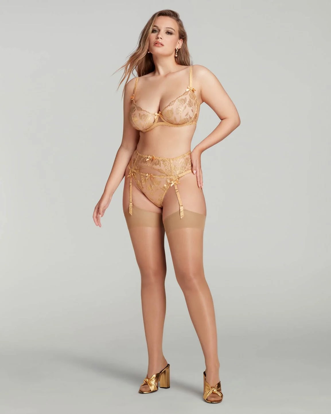 Satchel: Agent Provocateur Sparkle Gold Curve Bridal Lingerie - A Golden  Gift From The Magi At Christmas 2022