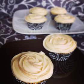 coconut white chocolate cupcakes