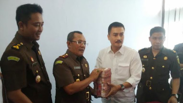 Mantan Walikota Salatiga Lunasi Uang Pengganti Kerugian Negara Kasus Korupsi JLS