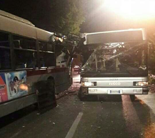 Incidente tra due bus stanotte sulla Flaminia!