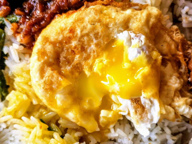 Hon_Ni_Kitchen_Nasi_Lemak_红泥小厨