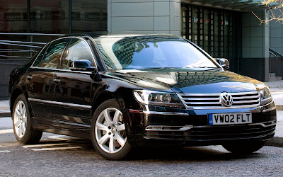 2013 Volkswagen Phaeton - Premium