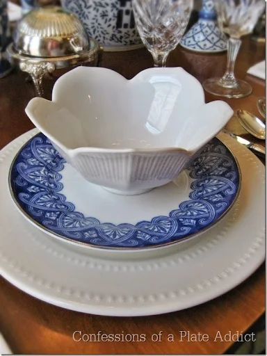 CONFESSIONS OF A PLATE ADDICT Tablescape in Blue and White CONFESSIONS OF A PLATE ADDICT Tablescape in Blue and White
