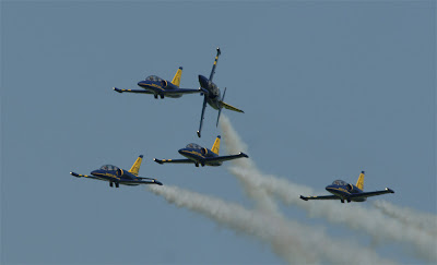 Patrouille Breitling sur L-39 Albatros - La Ferté-Alais 2009 - Photo JMS