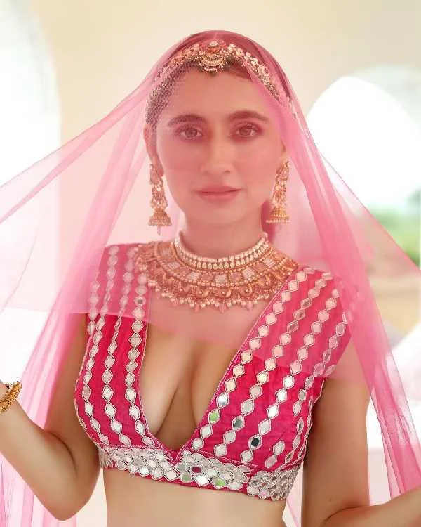 sanjeeda shaikh cleavage busty indian actress