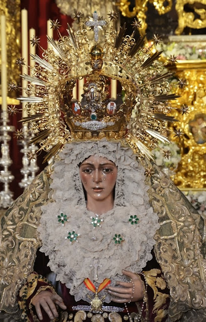 María Santísima de la Esperanza Macarena - Sevilla