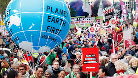 Ativistas profissionais tentaram sem resultado reverter a frustração da COP23 em Bonn. Fanatismo ecolo-comunista não pretende abandonar exigências insensatas.