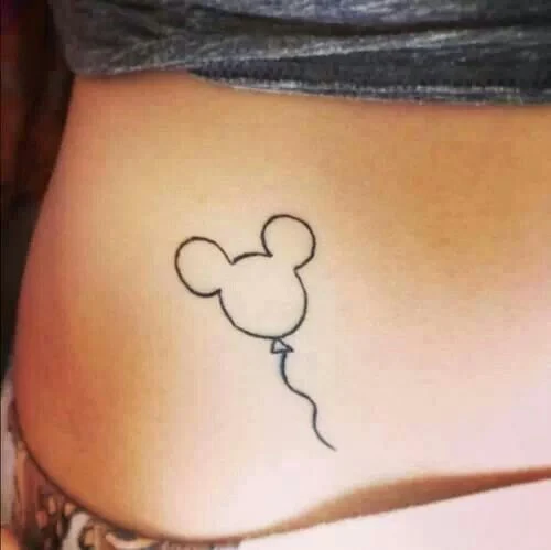 Encantadores y tiernos Tatuajes de Mickey y Minnie Mouse