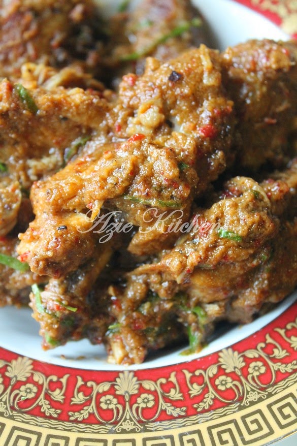 Rendang Ayam Nur Qaseh - Azie Kitchen