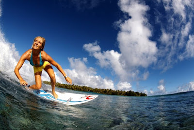 Surfer Girl Sexy Pic