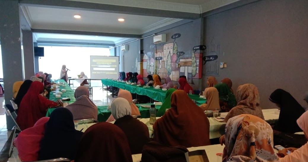 Diskusi Tokoh  Muslimah Kota  Malang  Krisis air di Malang  