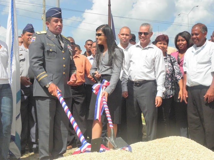 JEFE DE LA POLICÍA DESTACA APOYO PRESIDENTE LEONEL FERNÁNDEZ; JUNTO A CABILDO DE LA CALETA, BOCA CHICA INICIA CONSTRUCCIÓN DESTACAMENTO Y FISCALIA