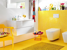 Baño amarillo