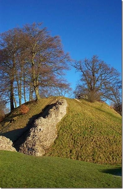 Berkhamsted Castle...last stronghold with deep well at the top