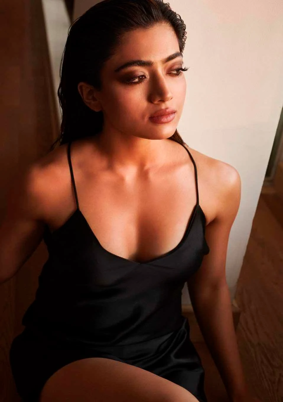 Rashmika Mandanna boobs and Clevage show