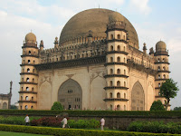 Gol Gumbad