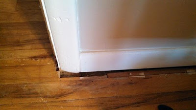 wooden floor gap