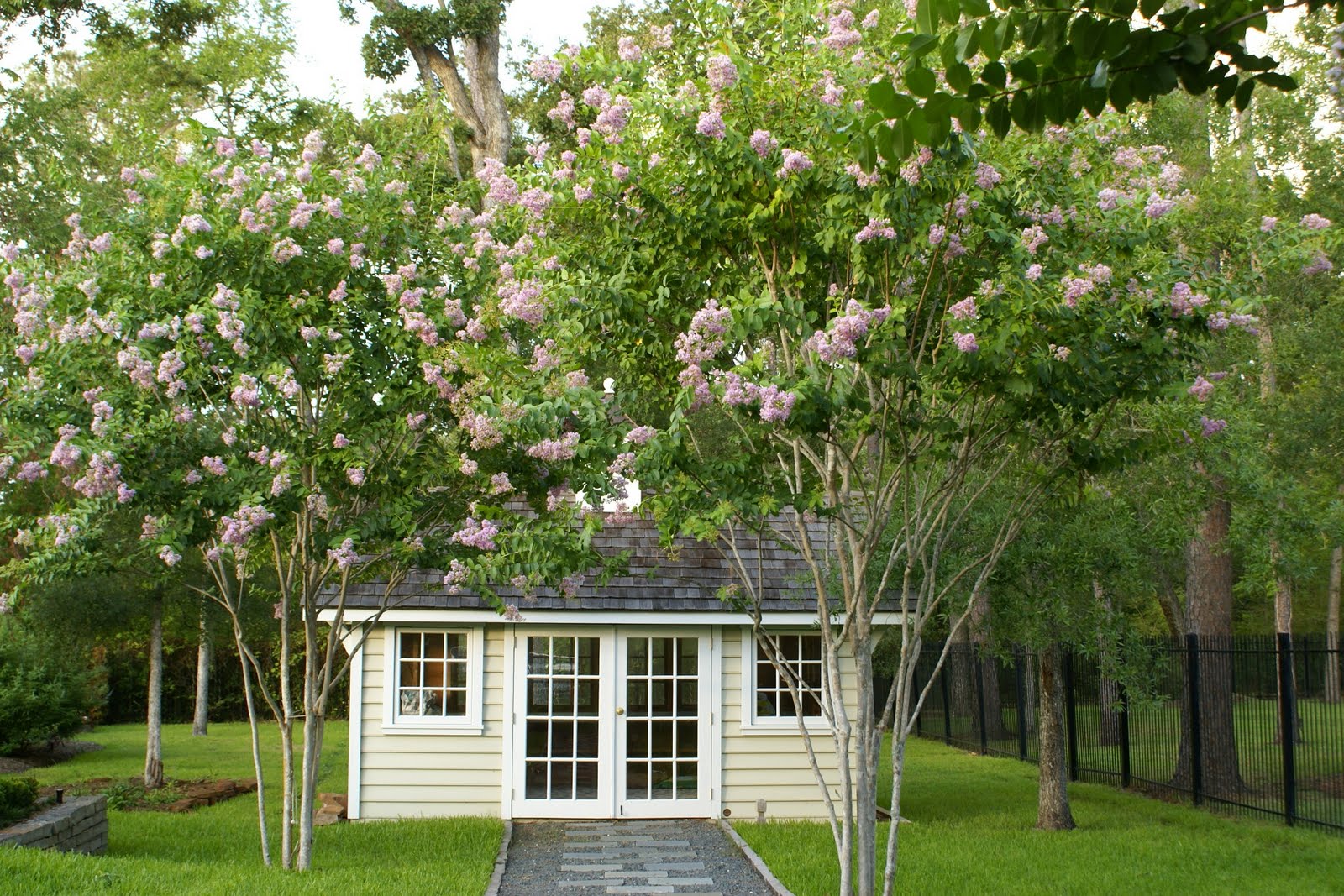 My House, My Garden: Garden Progress {and the focal point has arrived!