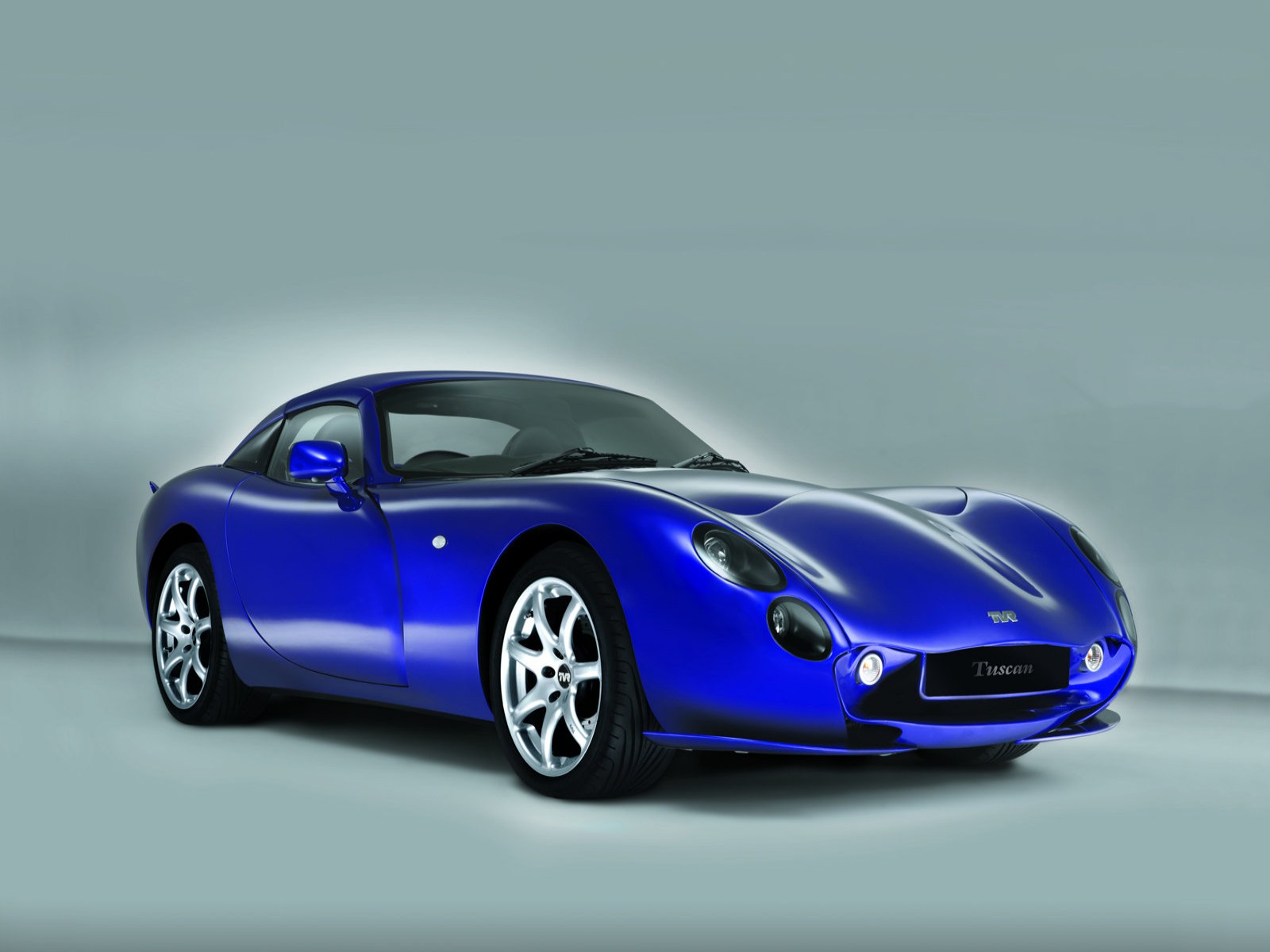 Car Pictures: TVR Tuscan 2006