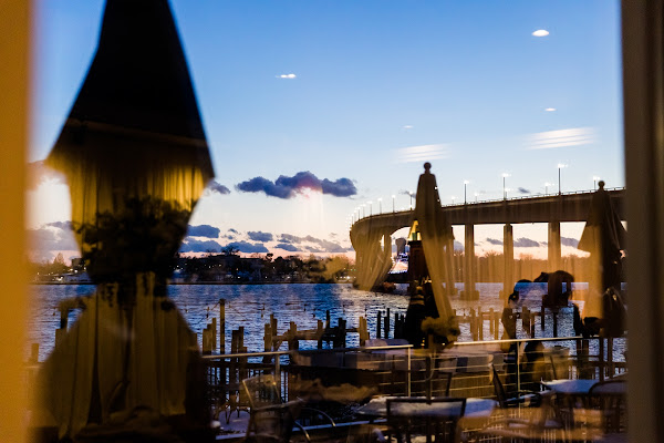 Annapolis MD Wedding at Naval Academy Chapel and Severn Inn by Heather Ryan Photography