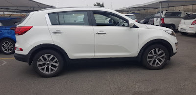 GumTree OLX Used cars for sale in Cape Town Cars & Bakkies in Cape Town - 2014 Kia Sportage 2.0 Automatic in white Km 066458