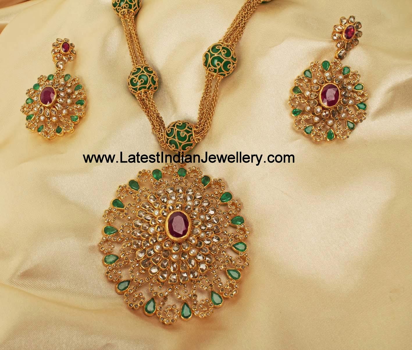 Jaipur Design Uncut Diamond Necklace
