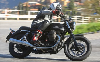 Guzzi_2186649b