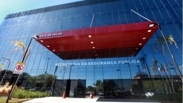 Policiais suspeitos de corrupção são alvos de operação da Secretaria de Segurança da Bahia