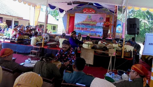 Wisata Edukasi Kampung Jawa Kebumen, Dari Rumah Bupati Ambal Hingga Kerajinan Pembuatan Wayang Kulit